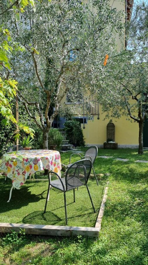 Casa Elsa Apartment Torri Del Benaco Bagian luar foto